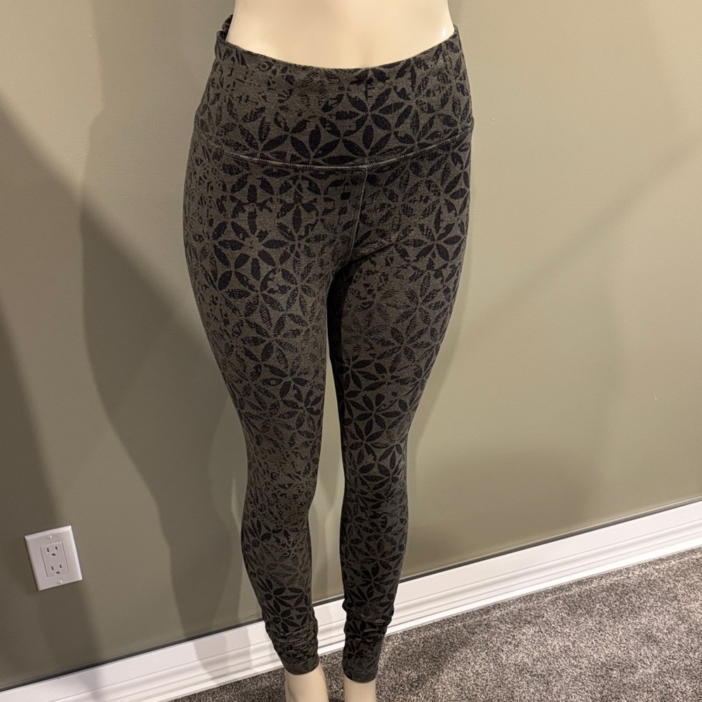 Nomads Hempwear High-Waist Leggings - green  black Floral Tile